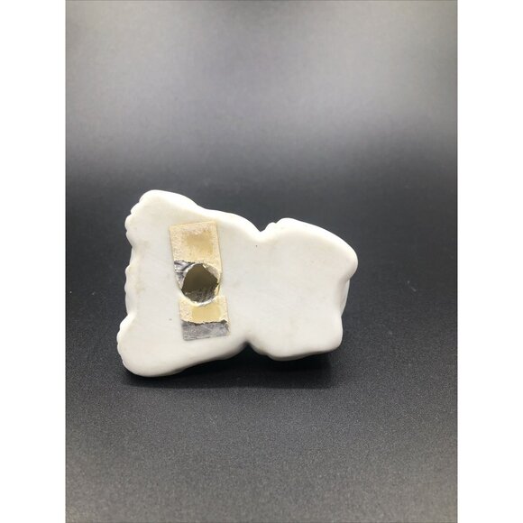 Vintage Hallmark 1975 White Hound Dog Bisque Porcelain Figurine - Picture 5 of 8